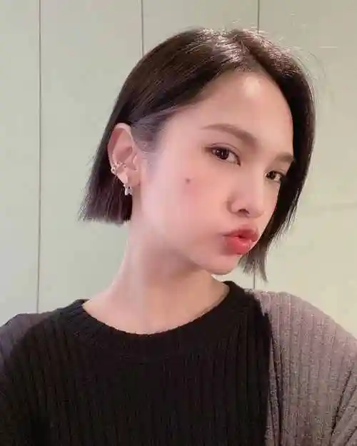 自然卷适合什么发型自然卷发适合什么发型女