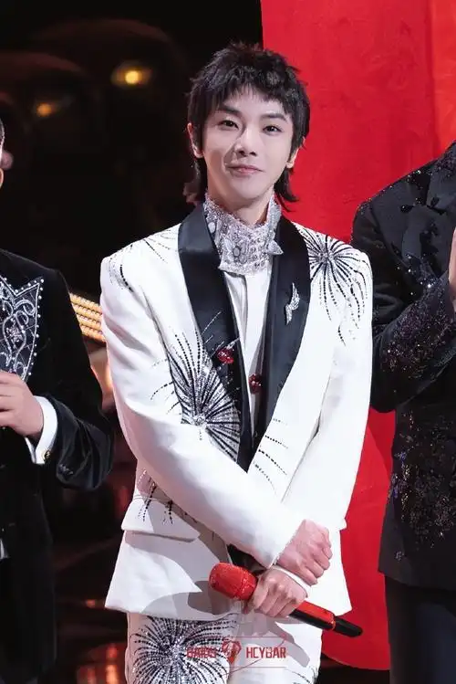 祝华晨宇0207生日快乐##华晨宇湖南春晚代言人