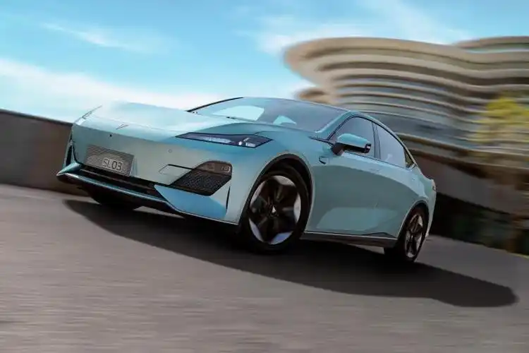 氢燃料电池,半固态电池 长安深蓝首款战略车型亮相广州车展_汽车领域