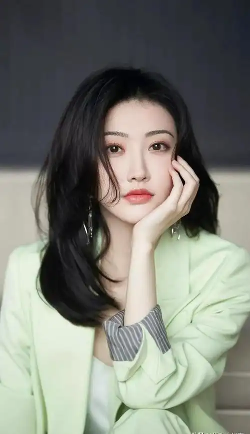 景甜,别再"收割"了!仅仅2年,4位小鲜肉都被你"收入帐下"!