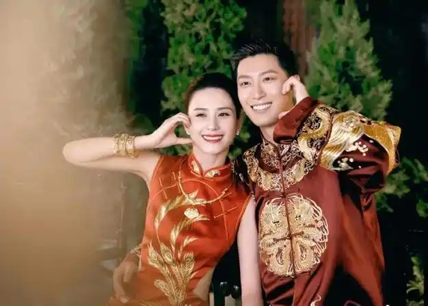 何超莲窦骁大婚,5位凤凰男坐不住了插图2