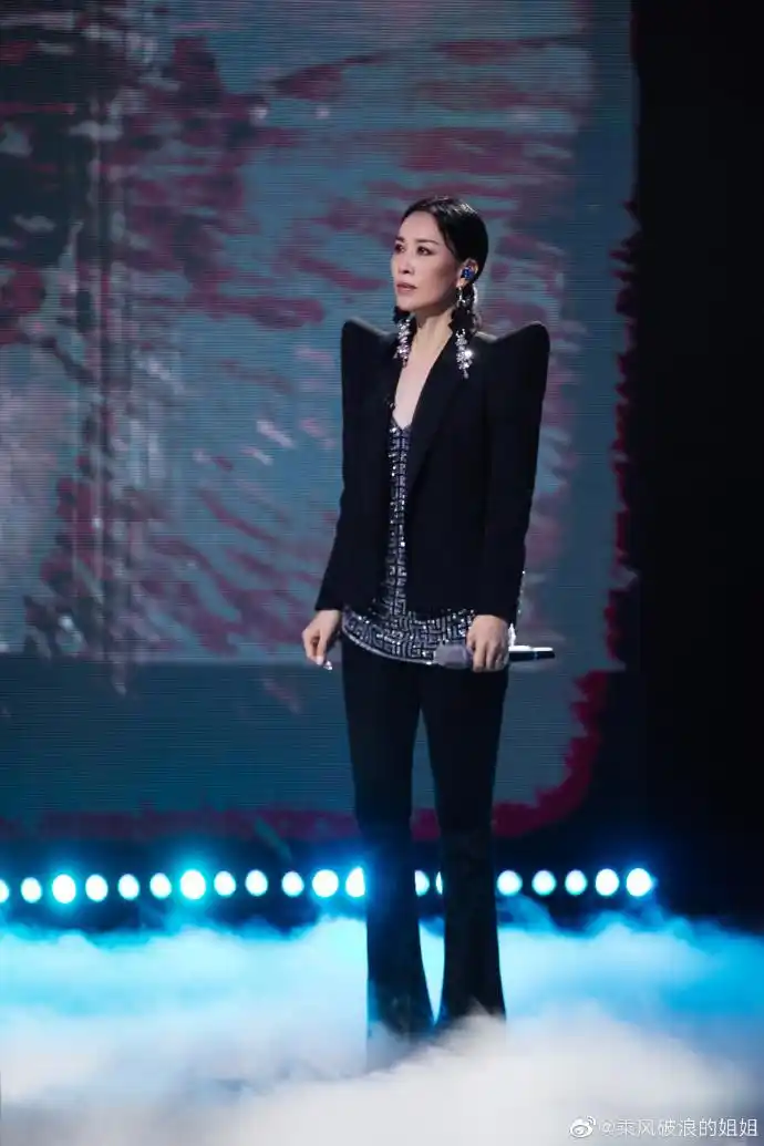 乘风破浪的姐姐2那英组达尔文全季分