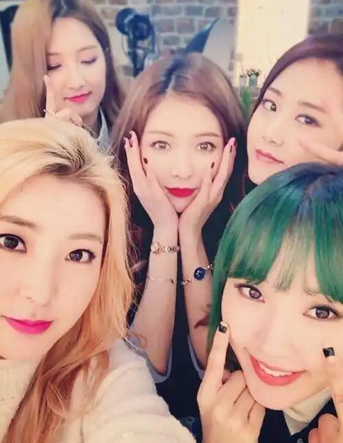 ive或许可能成为下一个missa?张元英和她的伴舞们?