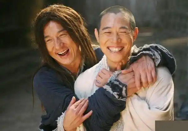 但除了成龙李连杰,还有一位女打星也同样打出了一片天,拍出很多经典