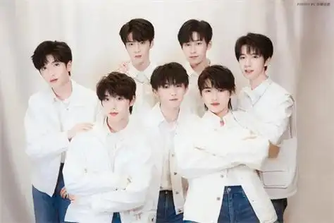 时代少年团图片高清壁纸 时代少年团夏日写真