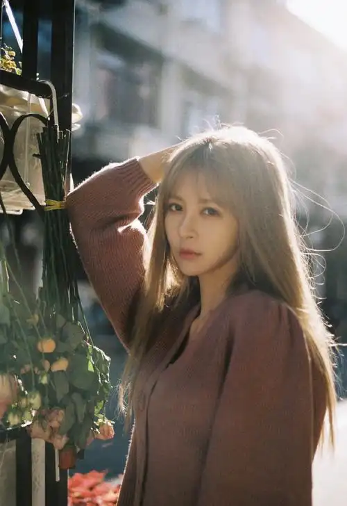 张语格金发清新阳光写真图片