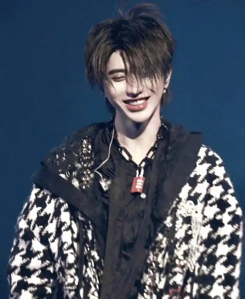 蔡徐坤你可能没见过的神仙图片