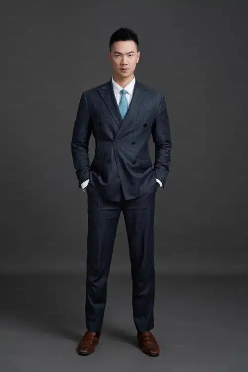 「求职季」令人心动的职场形象照|西装|领带|复古|成熟感_网易订阅