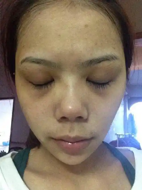 40岁女人皮肤暗淡无光?每晚睡前抹点它