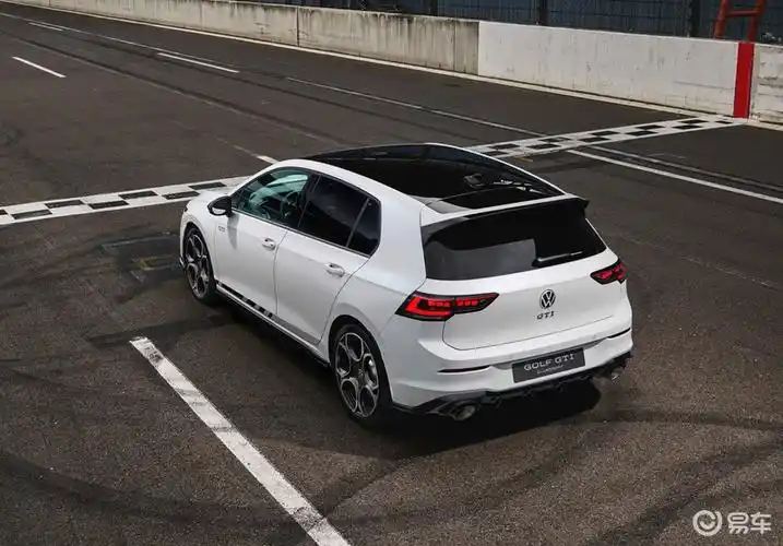 新款大众高尔夫gti clubsport官图发布 最大功率300马力