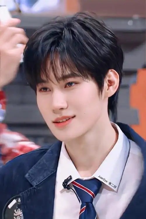 张真源 顶级浓颜ace