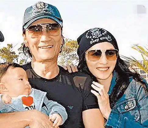 81岁谢贤将遗产留给张柏芝母子一点也没有谢霆锋的份儿