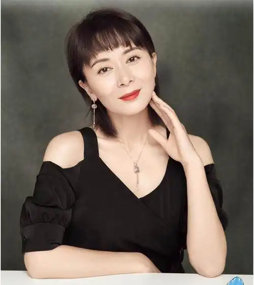 从合肥走出去的3位"70后"著名女演员,美丽与坎坷同行