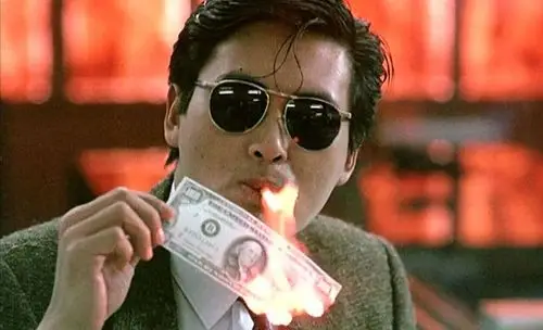 "票房毒药"发哥的翻身之作竟然不是《赌神》?这还多亏了张国荣