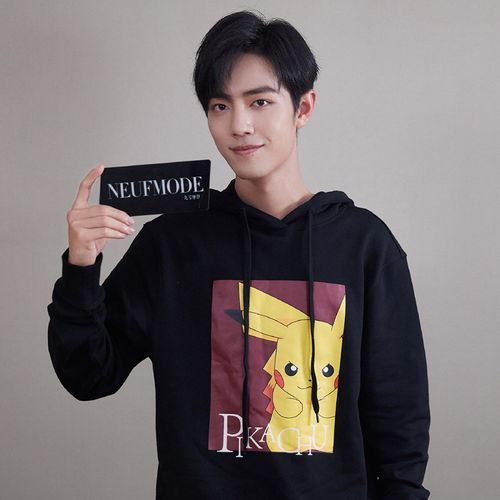 肖战同款衣服明星联名潮牌连帽皮卡丘卫衣女加绒宽松情侣秋冬外套