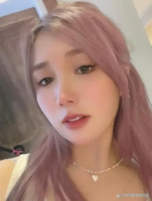 王雨馨直接喊话黄景瑜,称自己被搞得快疯了,网友:谁是谁非?