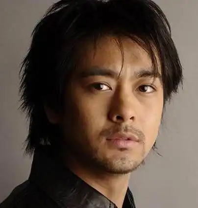 男明星们留胡须后长啥样?林志颖瞬间变老,吴亦凡无法形容!