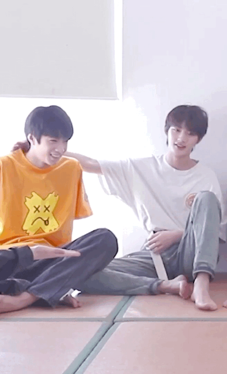 沙雕集合 磕cp上头 翔霖 文轩 b站 动图