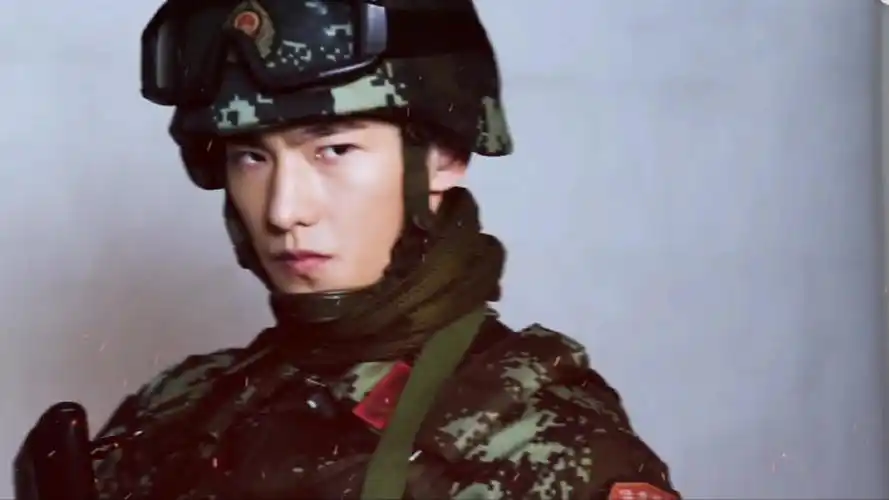 杨洋杨洋特战荣耀特战荣耀这么帅气的燕破岳谁舍得错过啊