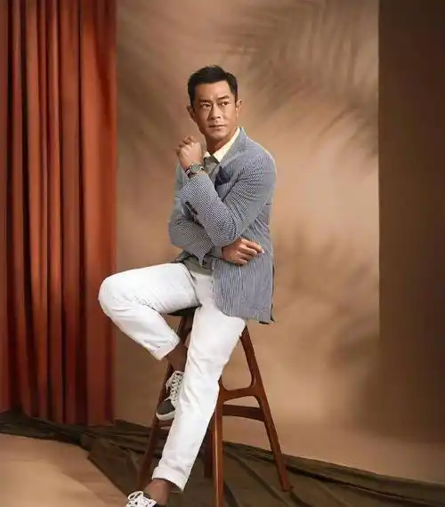 49岁古天乐「发际线退潮」 粉丝叹:岁月啊_sammi_nownews_network