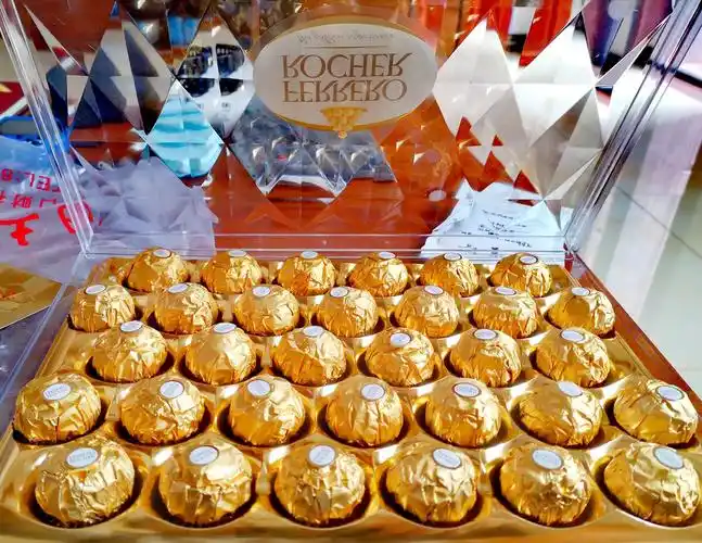 费列罗 巧克力 - 美拍世界 - 图虫