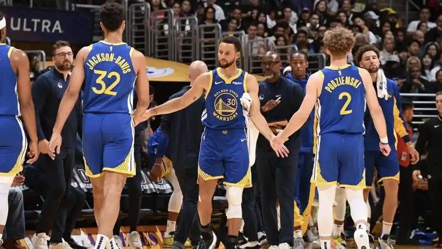 勇士队无缘季后赛,本赛季问题到底出在哪?