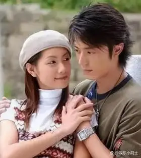 《麻辣鲜师》中,林韦君和言承旭相遇后,二人的关系变得扑朔迷离,常有