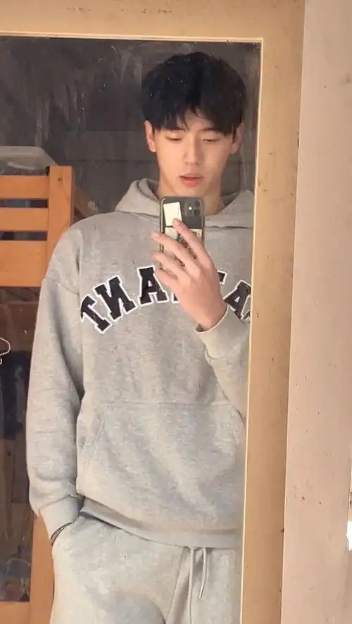 一米九草塔中学校草,篮球体育生可狼可奶!|痞帅|英俊_网易订阅