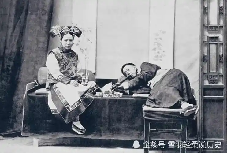 晚清女性老照片:受洋人屈辱的少女,顾盼生情的美丽新娘!