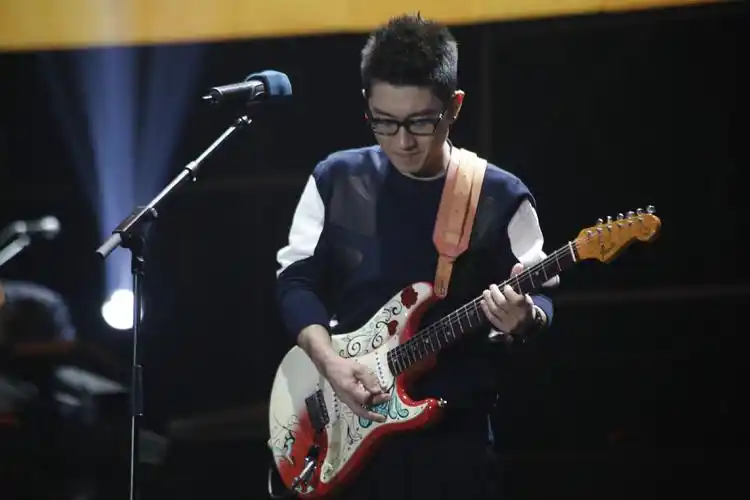 p>金志文,1982年7月12日出生于吉林省吉林市,中国内地男歌手,音乐