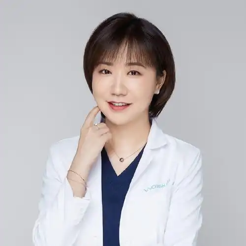 yvonne王颖皮肤美容医生