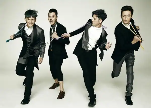 >用户相册>演艺人员