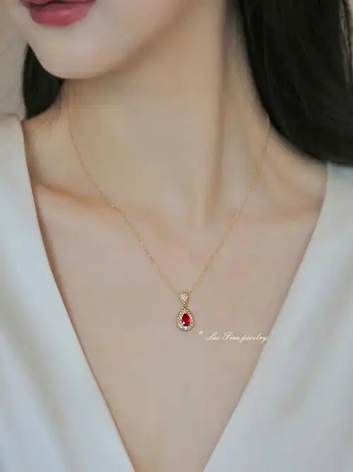 皇室经典系列浓郁鸽血红重现奢华时代