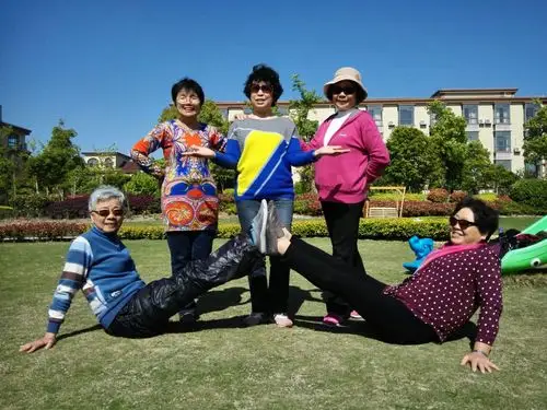 五人造型……力量!