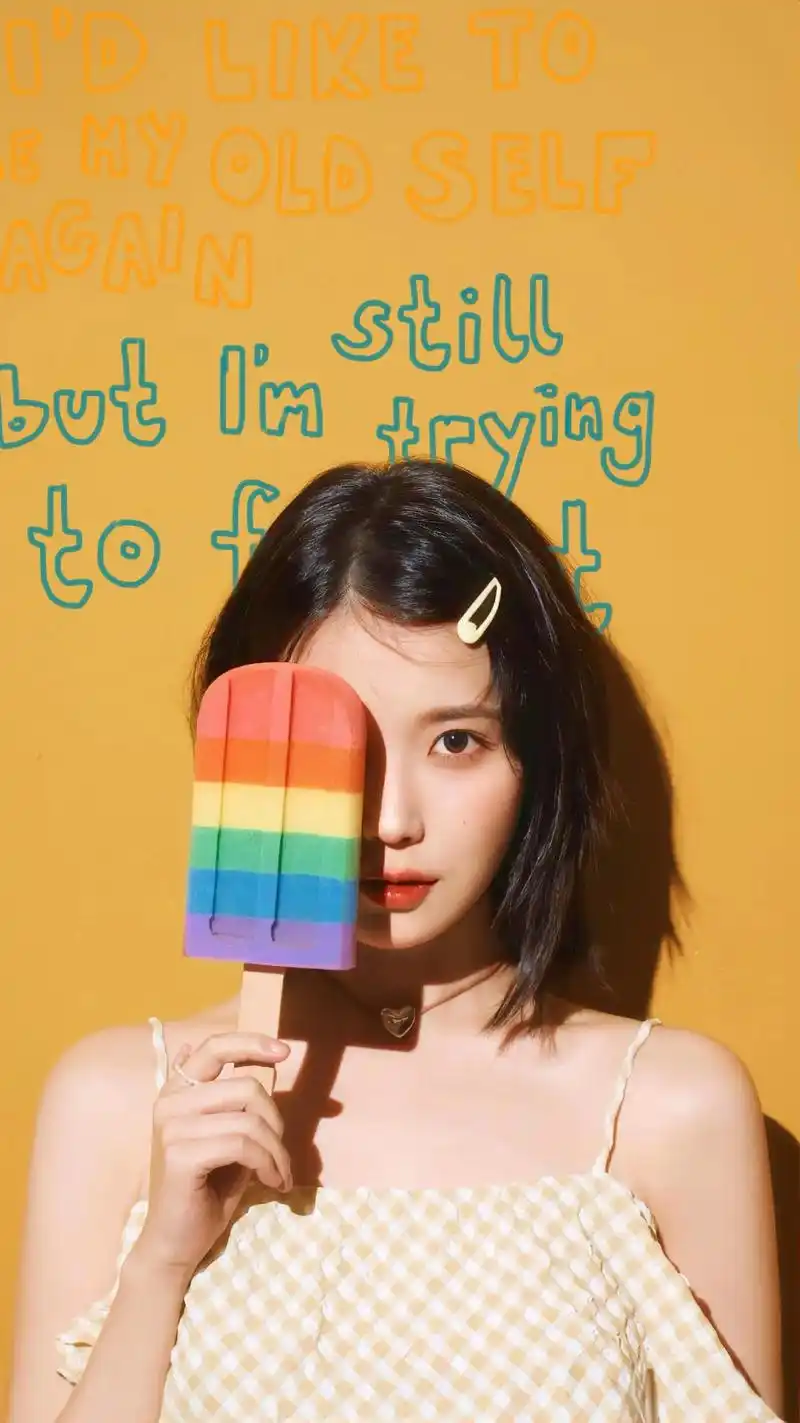 高清无水印美图#李知恩 - 抖音