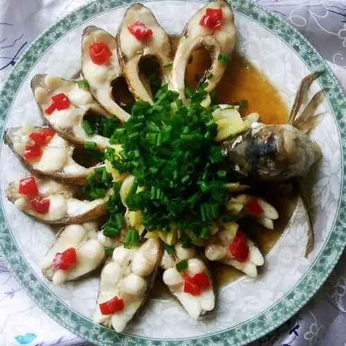 孔雀开屏清蒸鱼的做法,摆盘精美,好看又好吃