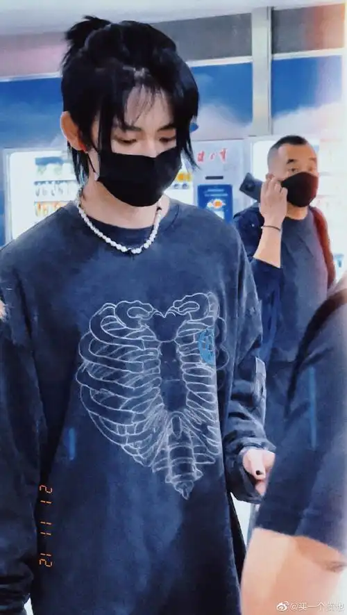 beaster snap#@小鬼-王琳凯的beaster小恶魔造型新世代特立独行,兹换