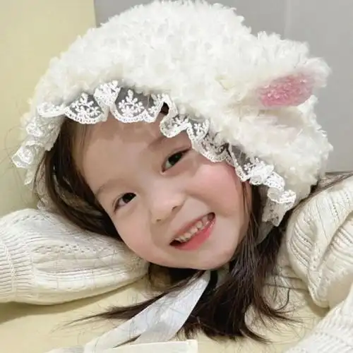 这个小女孩好漂亮,图源网络侵删,不知道原博主是哪一位#可爱头像