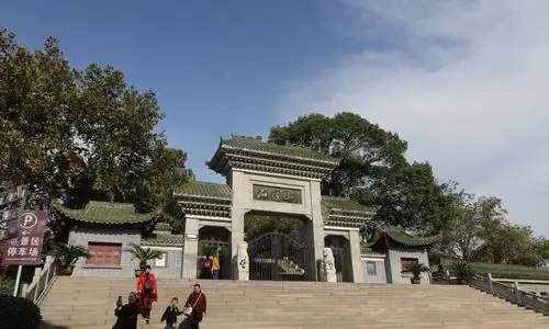 江西九江石钟山,一座自带音效的山,会发出"钟声"