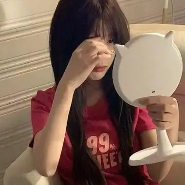 真人女生头像侧脸