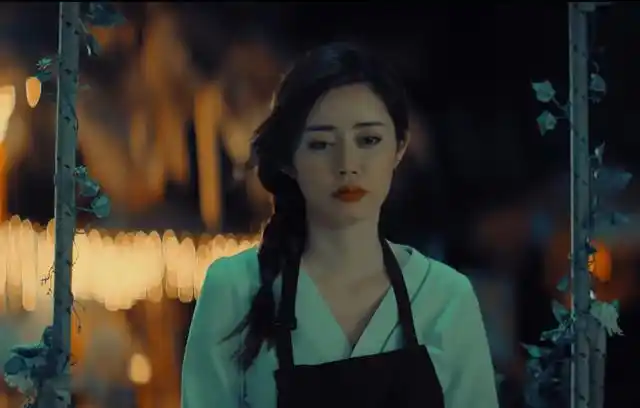 《东北老炮儿2》开播,主打海滩美女牌,"赵四"的世界,不太懂