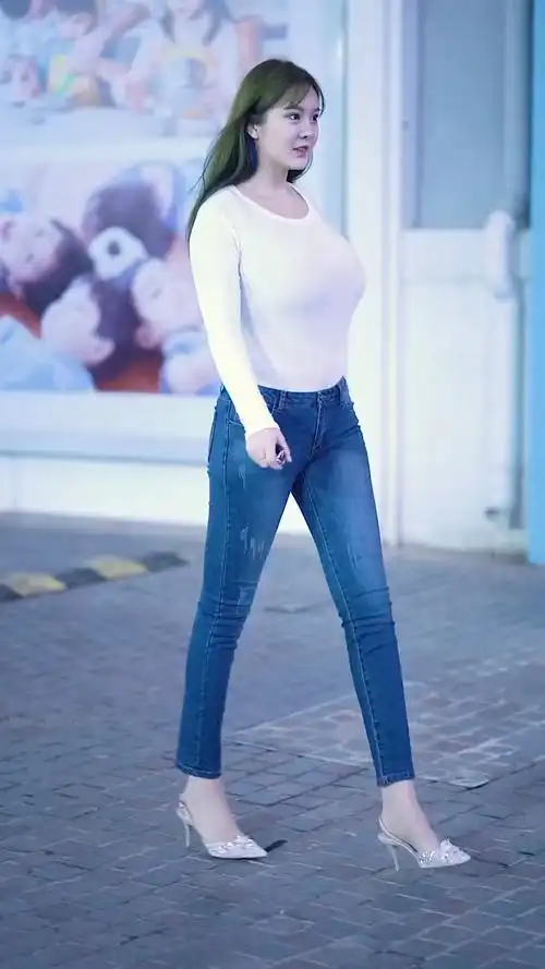 牛仔裤穿搭浅浅silvia易阳