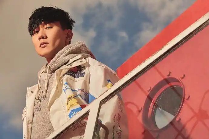 林俊杰时尚杂志大片写真图片39