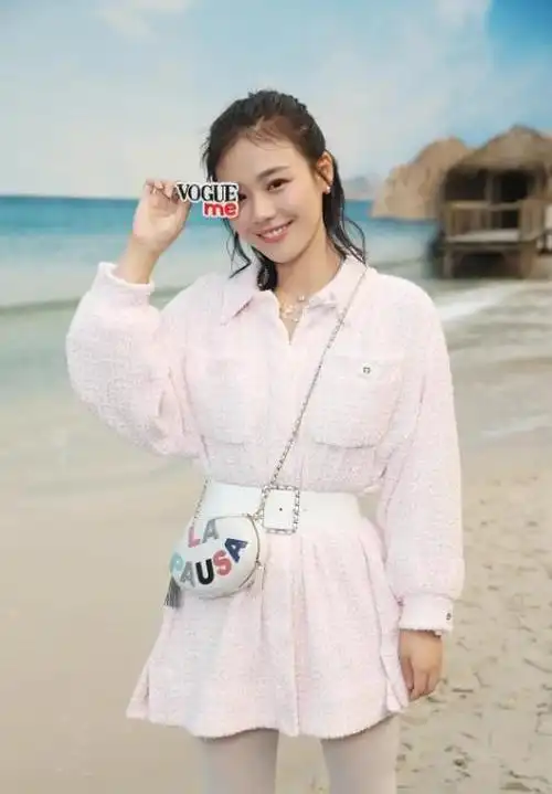 蒋欣|刘亦菲|马思纯|关晓彤|婴儿肥|大波浪|神仙姐姐_网易订阅