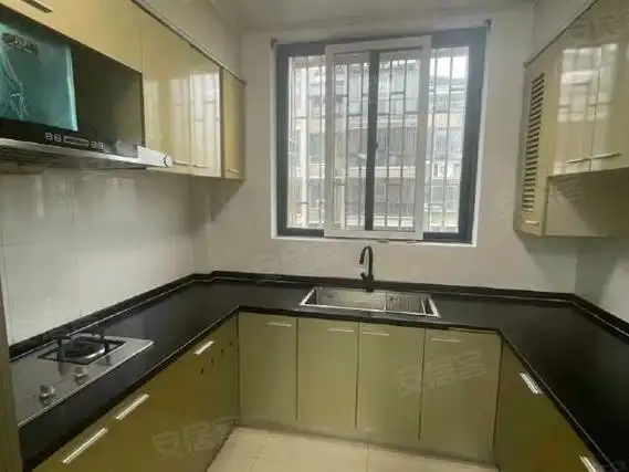 无锡宜兴宜城金城花园b2区城统华后面,金城花园中层精装设施齐全旁边