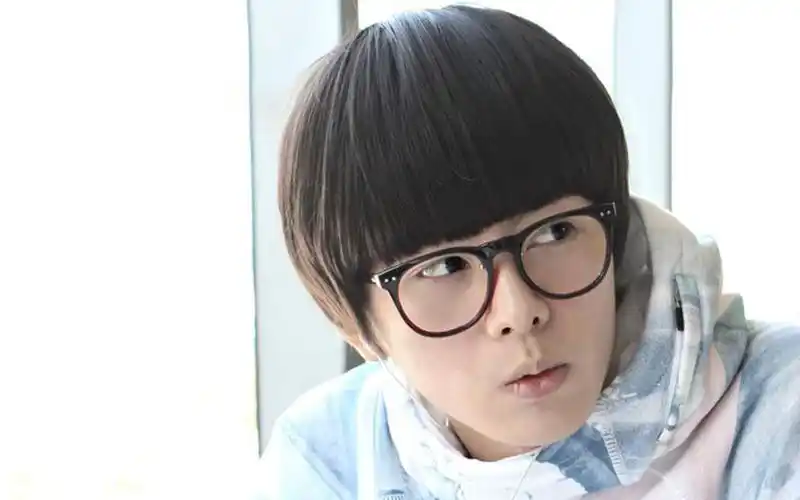 最让女生反感的4种男生发型,你触及发型底线了吗?