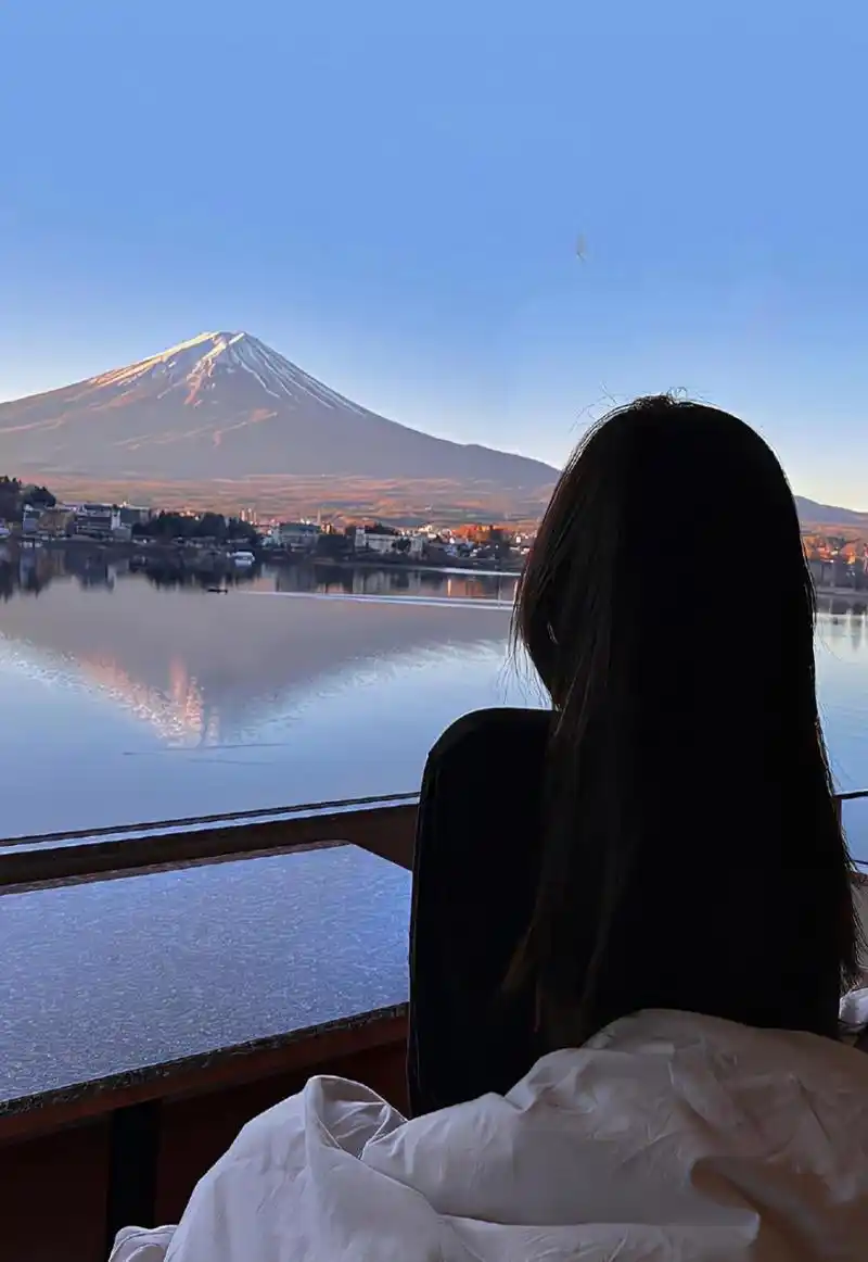 氛围感背影女生壁纸 #优质作者榜