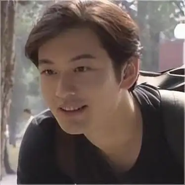 山东汉子黄晓明,被嘲"二"多年,网友:你太不了解他了