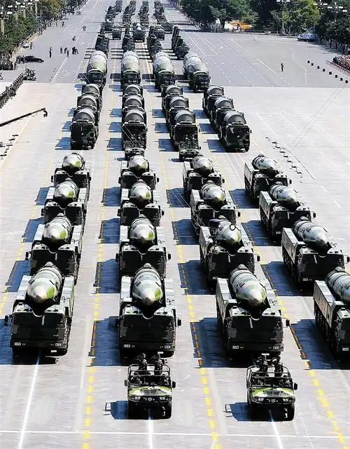 军事专家:装备"新面孔"凸显新亮点