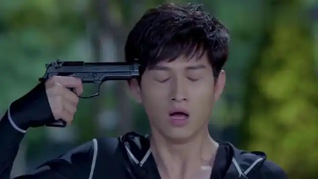 麻辣变形计:梁大巍为救心上人,竟不惜开枪自尽,真让人感伤